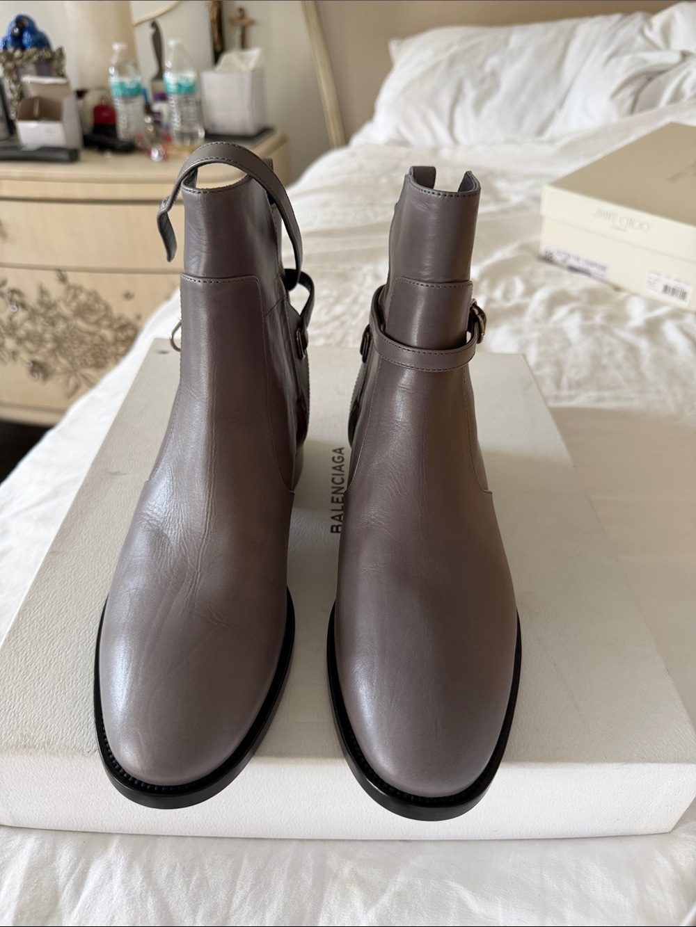 Balenciaga Taupe Gray Leather Ankle Boots - Picture 4 of 7